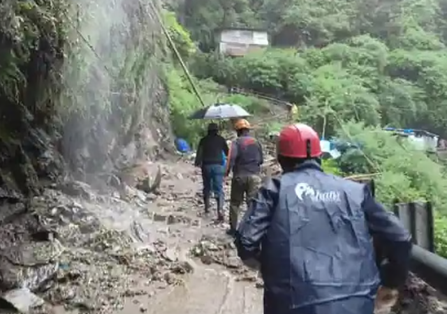 केदारनाथच्या मार्गावर अपघात, दोघांचा मृत्यू