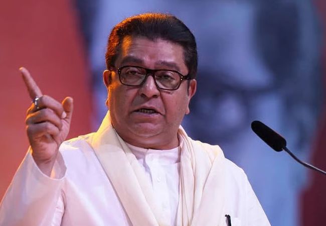 अनौपचारिक बोलणं चुकूनही चुकीच्या पद्धतीने प्रसिद्ध करू नका! – राज ठाकरे