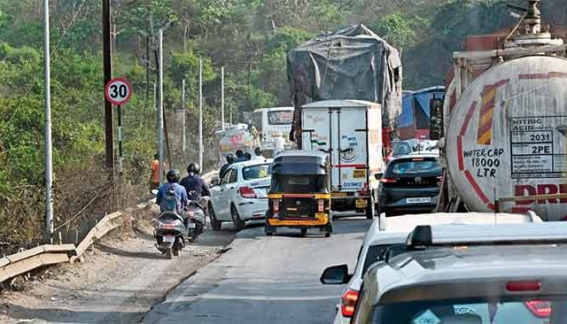 घोडबंदर मार्गावर वाहतुकीत बदल