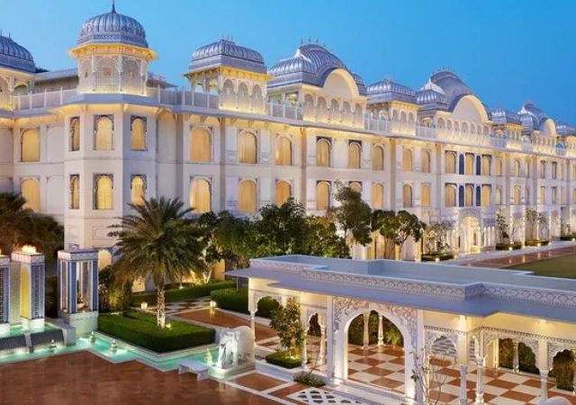 Leela Hotels IPO - द लीला हॉटेल व रिसोर्ट आयपीओला मोठा प्रतिसाद कंपनीचे शेअर्स ट्रेडिंगसाठी अखेर खुले 'ग्रे बाजारात' इतकी आहे किंमत !