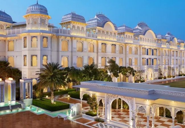 Leela Hotels IPO – द लीला हॉटेल व रिसोर्ट आयपीओला मोठा प्रतिसाद कंपनीचे शेअर्स ट्रेडिंगसाठी अखेर खुले ‘ग्रे बाजारात’ इतकी आहे किंमत !