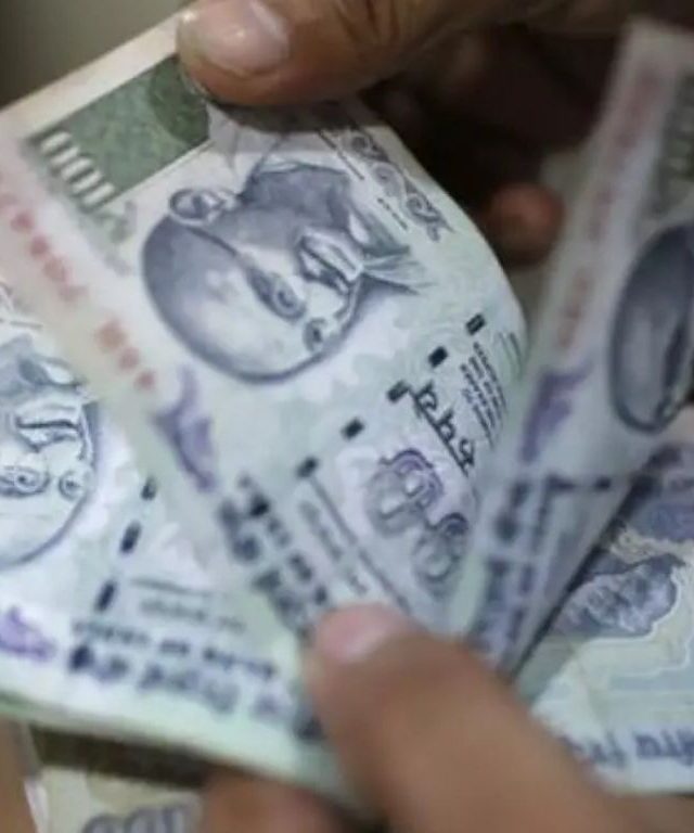 Bob and HDFC Bank : पीएनबीसह बँक ऑफ बडोदा व एचडीएफसी बँकेने केली कर्जदारात कपात 'या' टक्क्यांवर घसरले आहेत व्याजदर !
