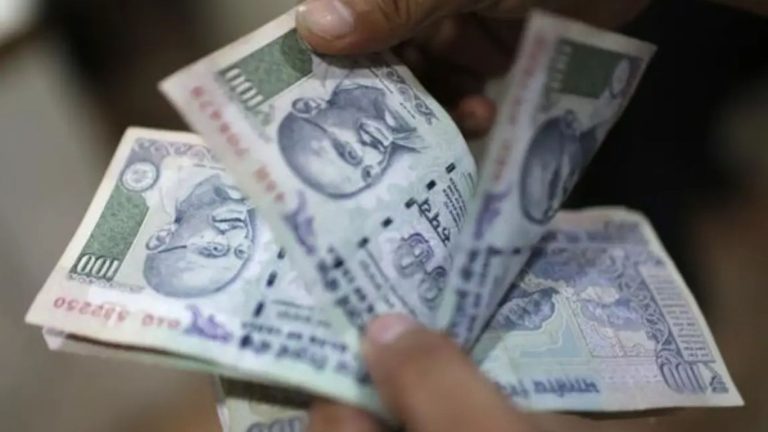 Bob and HDFC Bank : पीएनबीसह बँक ऑफ बडोदा व एचडीएफसी बँकेने केली कर्जदारात कपात 'या' टक्क्यांवर घसरले आहेत व्याजदर !