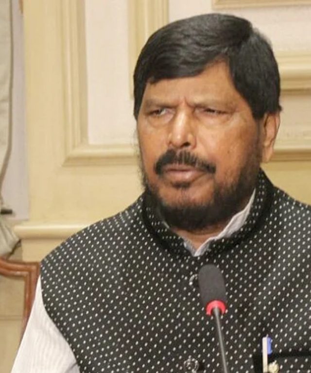 Ramdas Athawale : हिंदी ही राष्ट्रभाषा आहे आणि तिला विरोध करणं योग्य नाही, रामदास आठवलेंची प्रतिक्रिया...