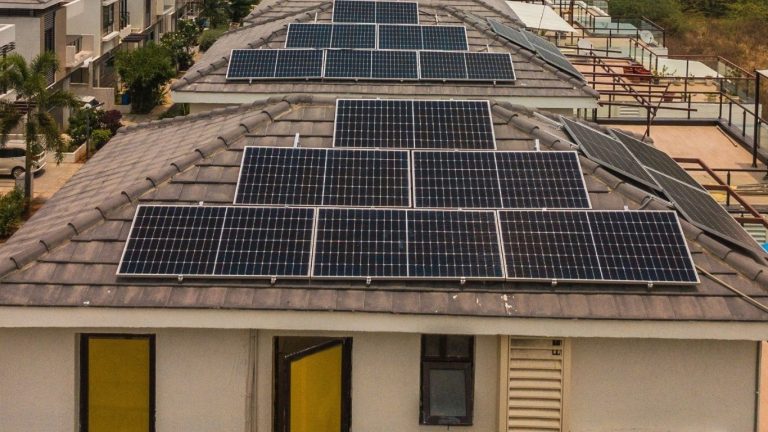 Freyr Solar Energy Maharashtra: ठरले ! फ्रेयर एनर्जी महाराष्ट्रात सौर ऊर्जा क्षेत्रात उचलणार मोठे पाऊल!
