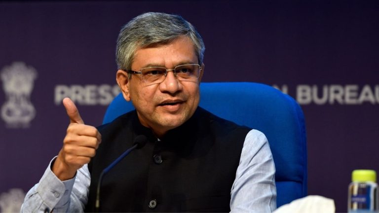 Railway Ticket Booking: १ जुलैपासून तत्काळ तिकिटासाठी ओटीपी द्यावा लागणार - अश्विनी वैष्णव, काय आहेत नवे बदल जाणून घ्या....