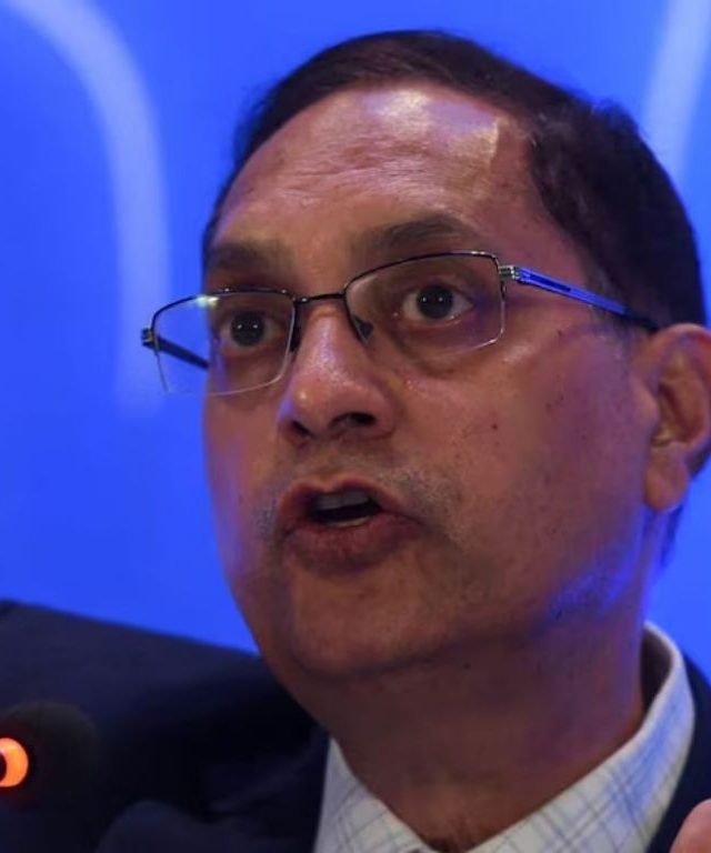 SEBI Chief Tuhin Kanta Pandey: सेबीचा आक्रमक पवित्रा! 'अनैतिकेवर कडक कारवाई करणार'! तुहिन पांडे यांची स्पष्टोक्ती