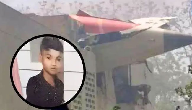विमान अपघातात १५ वर्षीय आकाशचा मृत्यू, आई गंभीर जखमी