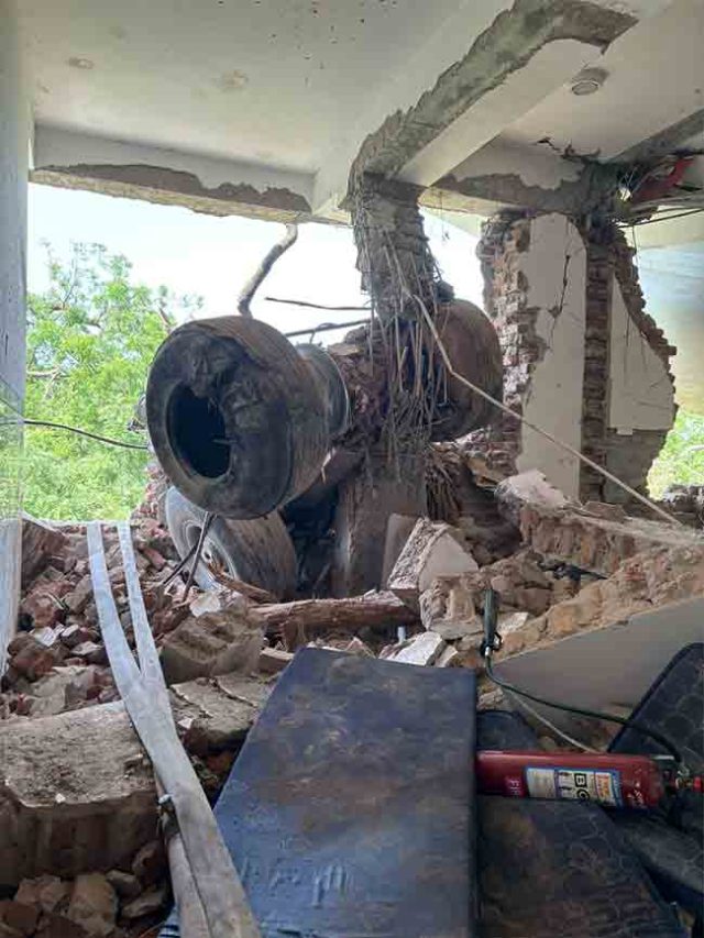 अहमदाबाद : शिकाऊ डॉक्टरांनी मारल्या इमारतीतून उड्या