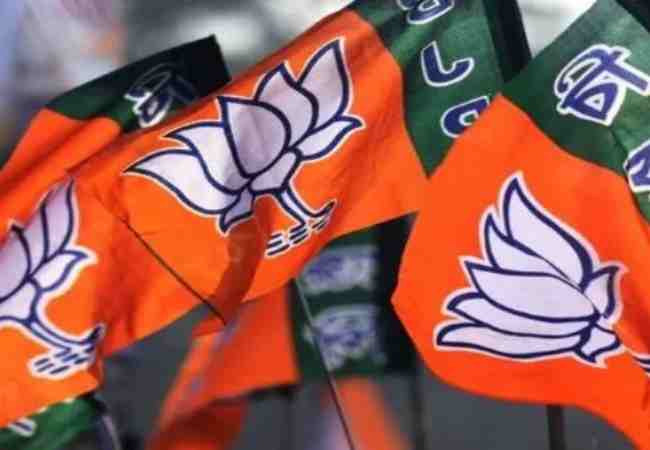 पावसाळी अधिवेशनाच्या सुरुवातीला भाजपाची राजकीय खेळी! महाराष्ट्रातील दोन बड्या नेत्यांचा भाजपमध्ये प्रवेश