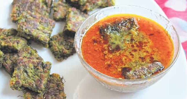 उसळीतील कोंथिबीर वडी