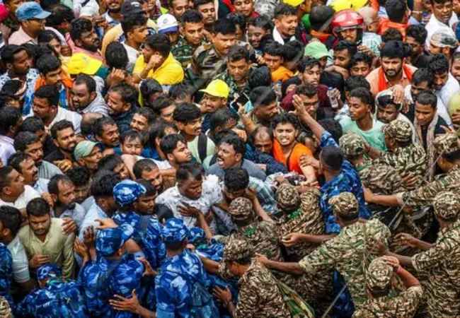 Jagannath Yatra Stampede: डीएम-एसपींची बदली, दोन अधिकारी निलंबित…चेंगराचेंगरीत झालेल्या ३ मृत्यूंबाबत ओडिशा सरकारची मोठी कारवाई