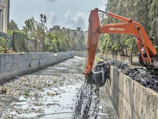 छोट्या नाल्यांची ६४ टक्के,  तर मोठ्या नाल्यांची ९१ टक्के सफाई