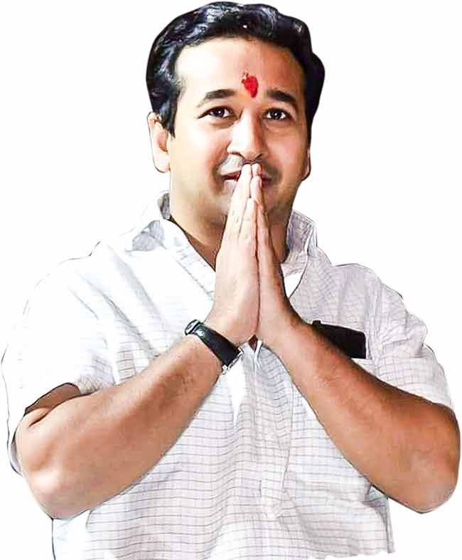 फडणवीस यांच्या मंत्रिमंडळातील धडाकेबाज मंत्री…!