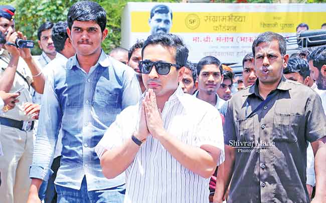 उत्तुंग विचार आणि व्हिजन असलेले नेतृत्व