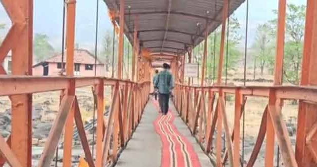 तालुक्यातील वाळणकोंडी पूल वाहतुकीसाठी बंद