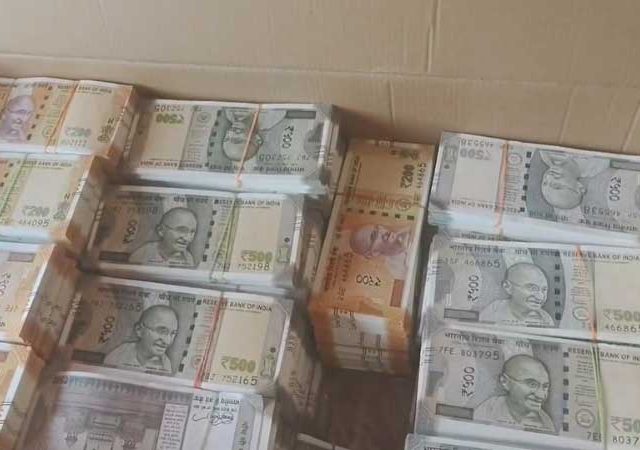 दोन लाखांच्या बनावट नोटासह तिघे जेरबंद ; राहुरी पोलिसांची कारवाई