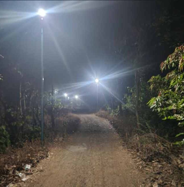 वाड्यातील खुपरी गावात सौरदिव्यांनी उजळला आशेचा मार्ग