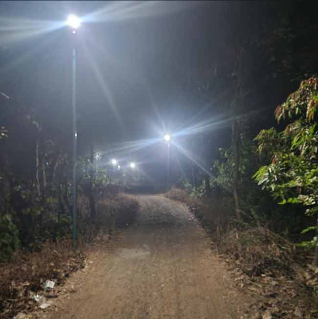 वाड्यातील खुपरी गावात सौरदिव्यांनी उजळला आशेचा मार्ग