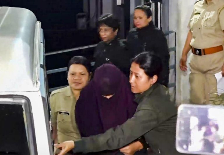 Meghalay Murder Case: राजा रघुवंशीच्या भावाची पोलिसांकडे सोनमचा एन्काउंटर करण्याची मागणी
