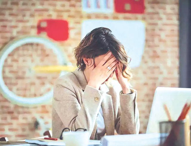 जाहिरातींद्वारे होणारी ‘पांढरपेशा गुन्हेगारी’ रोखण्याचे आव्हान!