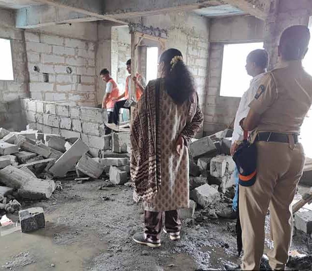 ठाणे महापालिकेच्या ३३ अनधिकृत बांधकामांवर धडक कारवाई