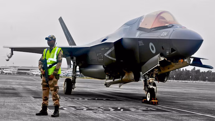 कधी उडणार भारतात उतरलेले इंग्लंडचे F35B विमान ?
