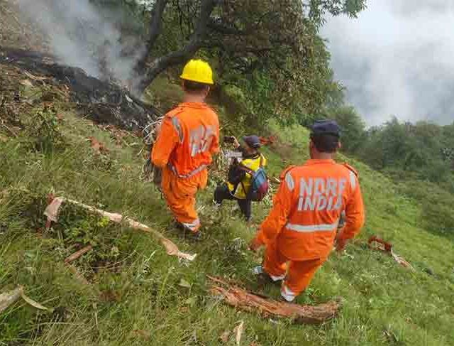 Uttarakhand: केदारनाथजवळ गौरीकुंडच्या जंगलात हेलिकॉप्टर क्रॅश, पायलटसह ७ जणांचा मृत्यू