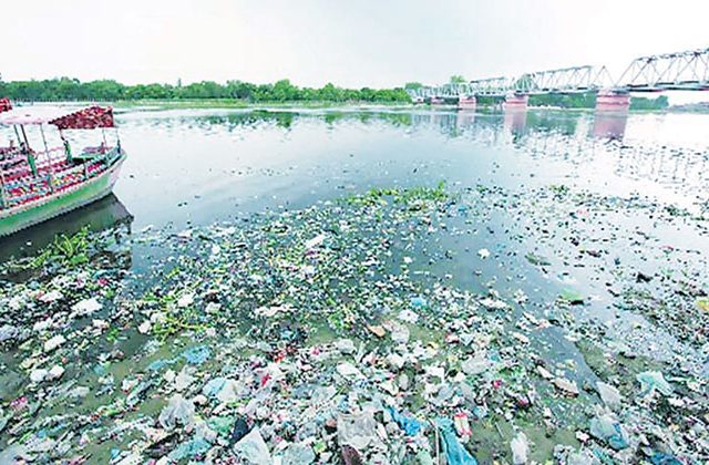 जलामृत की विषामृत?