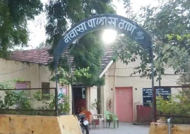 सात तोळे सोन्याचे चोरी झालेले दागिने पोलिसांकडून परत