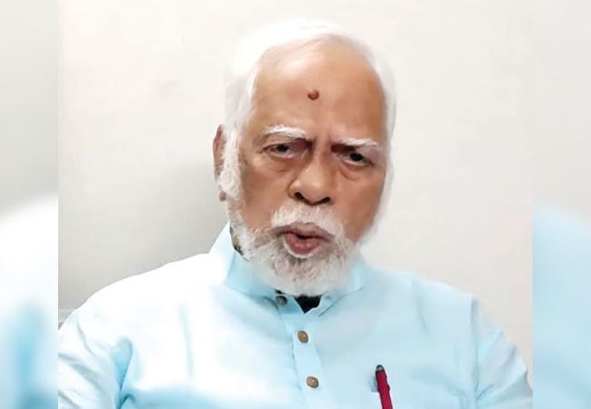 ज्येष्ठ पत्रकार अरविंद कुळकर्णी यांच्यावर विक्रोळीत अंत्यसंस्कार