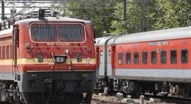 आयआरसीटीसीच्या सहलीसाठी ५ टक्के सवलत