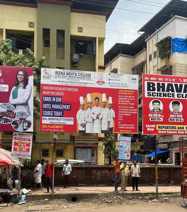 विरारमध्ये फक्त ७०० जाहिरात फलक अधिकृत