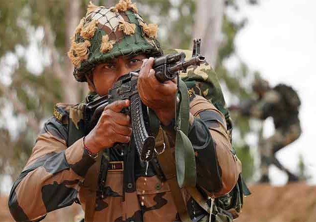 सीमा सुरक्षा दलात नोकरीची संधी