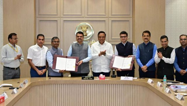 सरकारी कार्यालयात जायची गरज नाही, आता सर्व शासकीय सेवा व्हॉट्सॲपवर मिळणार!
