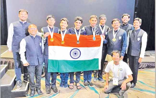 आंतरराष्ट्रीय गणित ऑलिम्पियाडमध्ये भारतीय संघाला सहा पदके