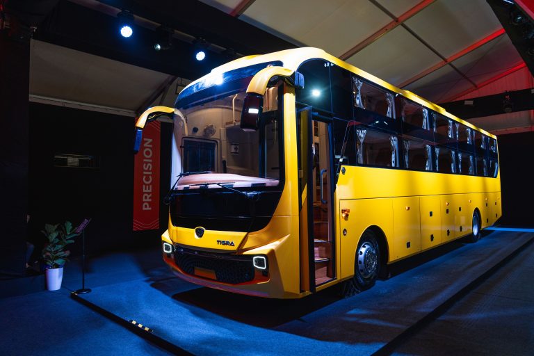 MG Group: एमजी ग्रुपकडून TIGRA सुपर-प्रीमियम लक्झरी कोचचे अनावरण नवीन Corporate आणि Brand Identity लाँच