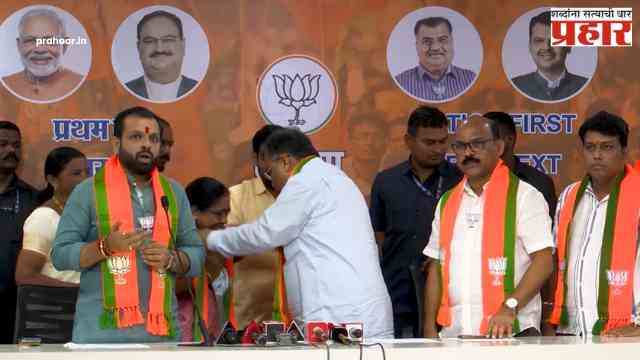उद्धव ठाकरे गटाला भाजपाचा मोठा दणका, कोकणातील नगरसेवकांसह काही कार्यकर्त्यांचा प्रवेश