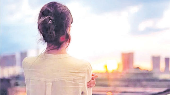 ‘इतरांपासून अलिप्त राहणं’ एक मानसशास्त्रीय कारण