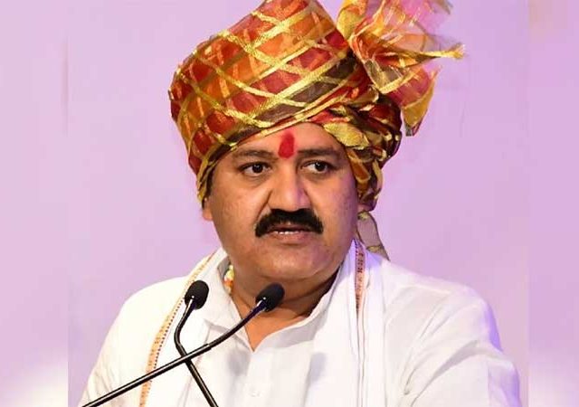 चंद्रपूर शहरातील नाल्यावर उर्वरित पूर संरक्षण भिंतीचे काम पूर्ण करणार – मृद व जलसंधारण मंत्री संजय राठोड