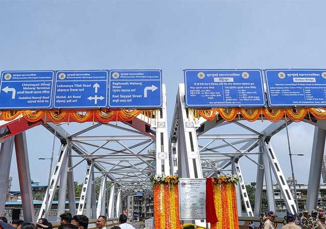 'कर्नाक पुलाचे ‘सिंदूर’ नामकरण केल्याने इतिहासाच्या काळ्या खुणा पुसल्या'