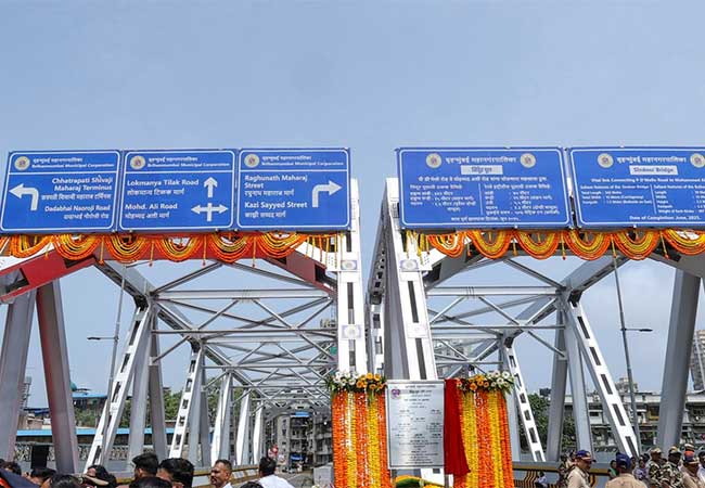 ‘कर्नाक पुलाचे ‘सिंदूर’ नामकरण केल्याने इतिहासाच्या काळ्या खुणा पुसल्या’