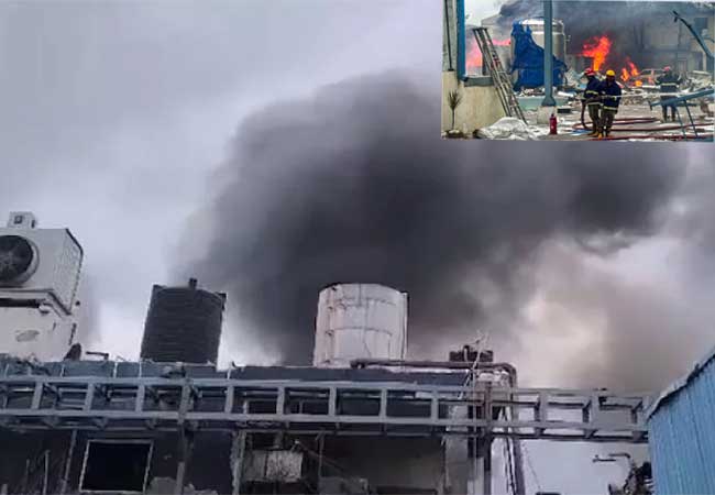 तेलंगणातील रसायनाच्या कारखान्यात स्फोट, ३४ ठार