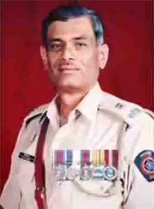 ७/११ स्फोटांतील निर्दोष व्यक्तीच्या पुस्तकात पोलीस अधिकाऱ्याच्या 'गूढ' मृत्यूचा उल्लेख! नेमकं काय घडलं?