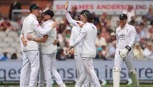 IND vs ENG : पहिल्या दिवसाचा खेळ संपला, भारताच्या ४ बाद २६४ धावा