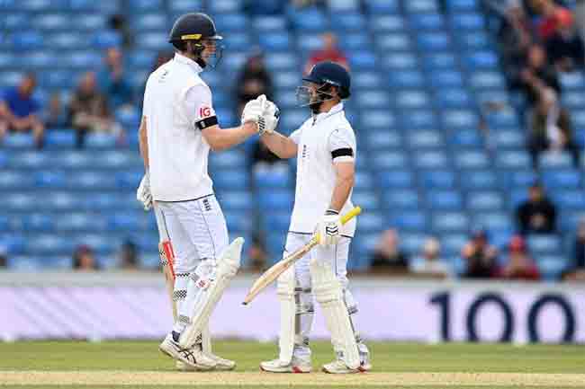 IND vs ENG: दुसऱ्या दिवसअखेर इंग्लंडच्या दुसऱ्या डावात २ बाद २२५ धावा,१३३ धावांनी अद्याप पिछाडीवर