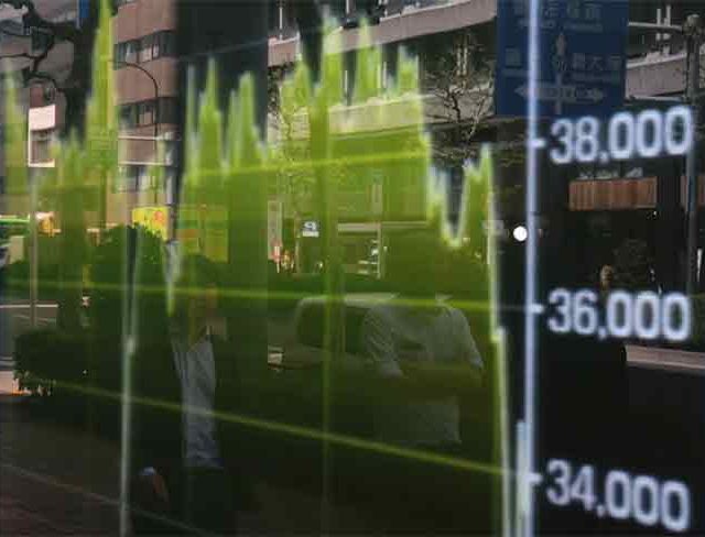 Fed Inflation US: भारतीय गुंतवणूकदारांना दूरदृष्टीने हादरवून टाकणारी बातमी ! अमेरिकेतील 'या' आर्थिक घडामोडी निर्णायक ठरणार ?