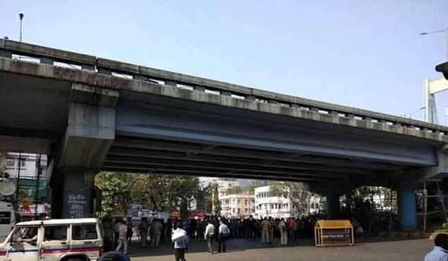 परेल टी.टी. पुलावरील वाहतूक आता होणार सुरळीत