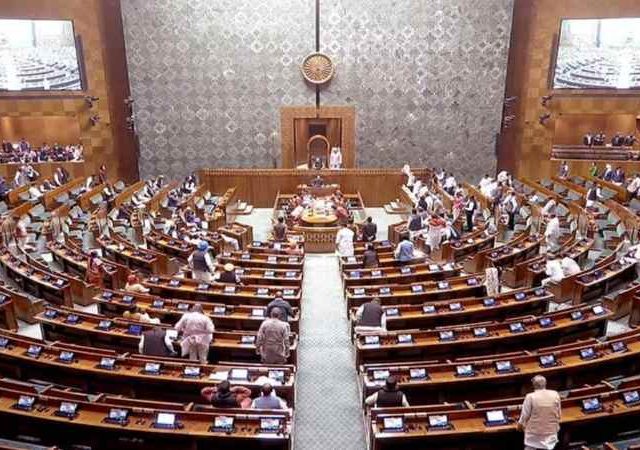 Monsoon Session of Parliament 2025: ऑपरेशन सिंदूरवरून संसदेत गोंधळ, कामकाज स्थगित