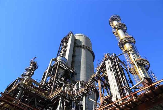 EU Crude :भारतासाठी मोठी बातमी ! युरोपियन युनियनने रोझनेफ्टच्या भारतीय रिफायनरीला लक्ष्य केल्यानंतर भारतात तेलाची आयात स्वस्त होणार?